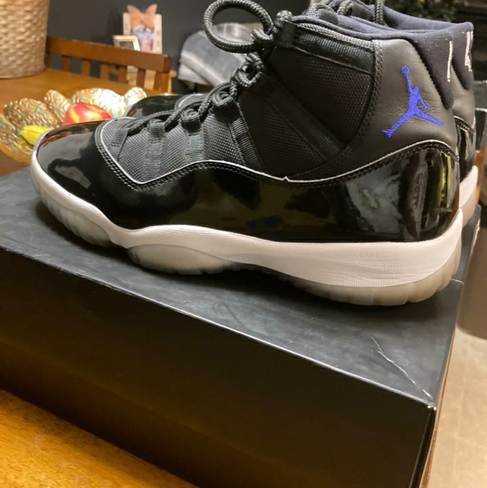 Spacejams retro11